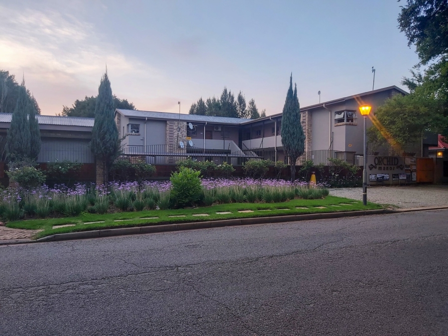 To Let 2 Bedroom Property for Rent in Die Bult North West